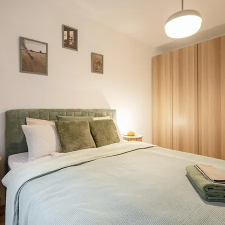 Léda Private * Budapest