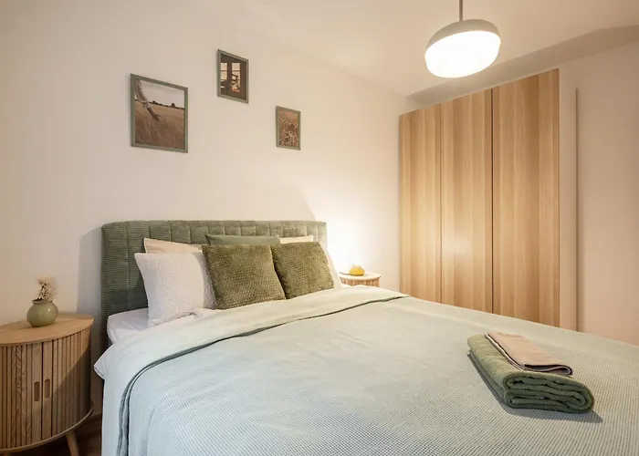 Leda Private * Budapest